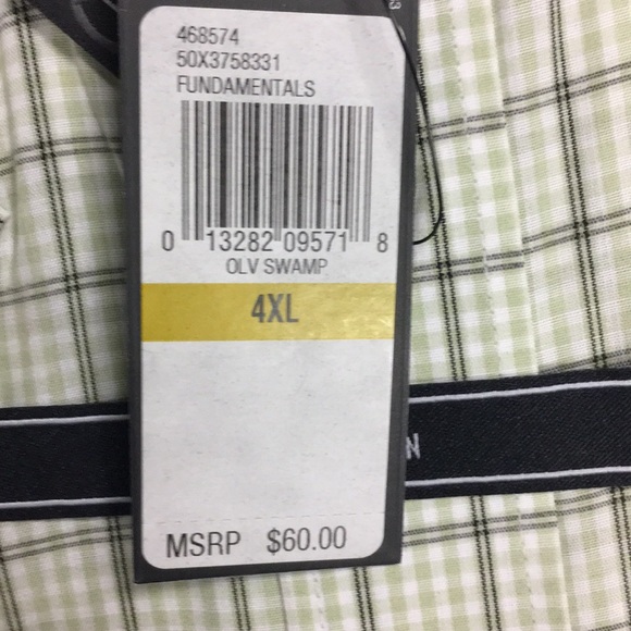 Van Heusen short sleeve button up - Picture 4 of 4